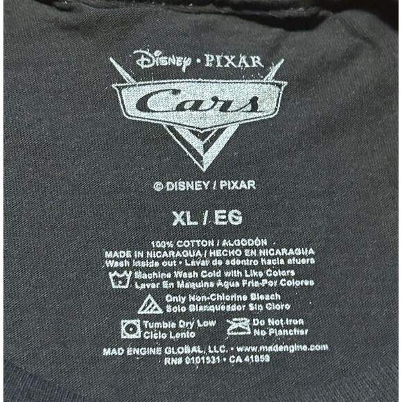 Disney Pixar Cars Lightning McQueen Graphic T-Shirt XL Black Mad Engine NWOT - Picture 3 of 3